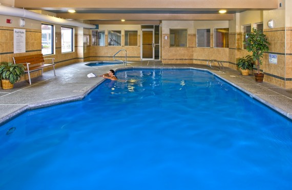 Piscine intérieure Piscine intérieure