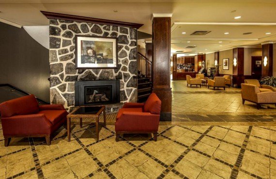 7-holliday-inn-mtl-airport 7-holliday-inn-mtl-airport