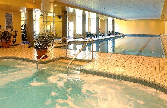 Le Grand Lodge - Piscine Le Grand Lodge - Piscine