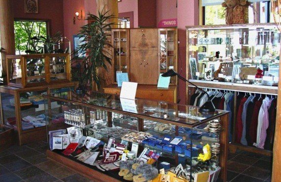 7-pourvoirie-tsa-kwa-luten-boutique 7-pourvoirie-tsa-kwa-luten-boutique