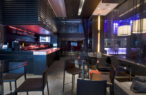 Stages Restaurant & Lounge