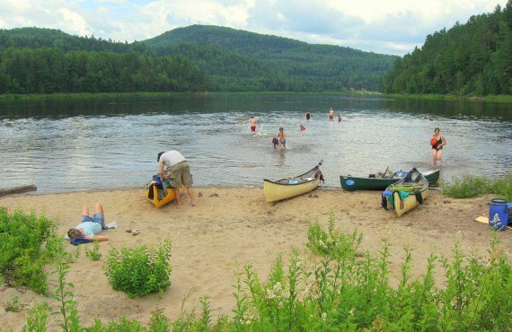 8-canot-camping-mauricie-quebec.jpg 8-canot-camping-mauricie-quebec.jpg