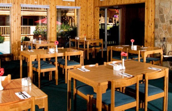 8-chalet-pocahontas-restaurant 8-chalet-pocahontas-restaurant