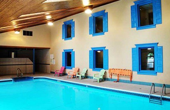 Comfort Inn & Suites - Piscine Comfort Inn & Suites - Piscine