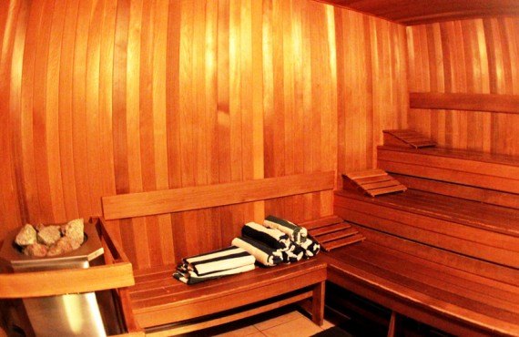 8-crystal-lodge-sauna 8-crystal-lodge-sauna