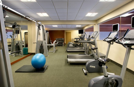 8-fairmont-chateau-louise-gym 8-fairmont-chateau-louise-gym