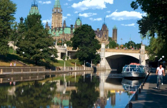 8-gite-mcgees-inn-canal-rideau 8-gite-mcgees-inn-canal-rideau