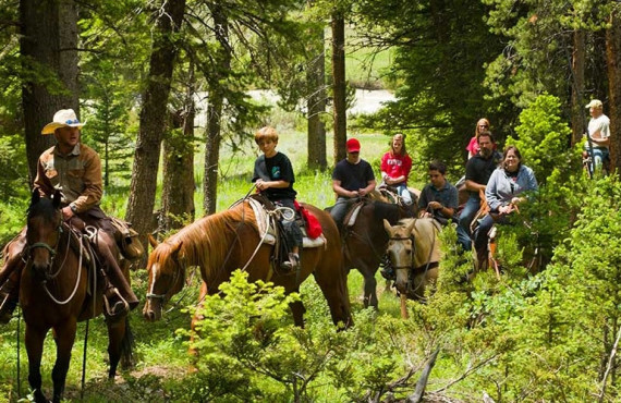 8-guest-ranch-320.jpg 8-guest-ranch-320.jpg