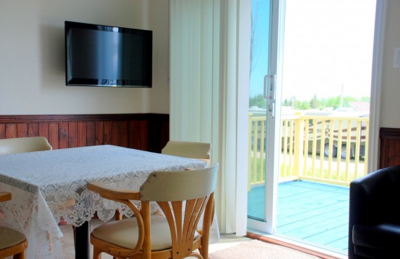 8-motel-chalet-baie-gaspe-cuisine 8-motel-chalet-baie-gaspe-cuisine