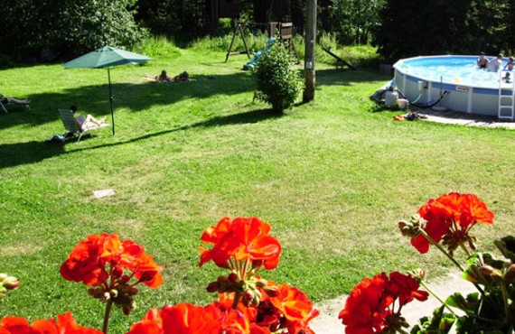 8-nakiska-ranch-pool 8-nakiska-ranch-pool