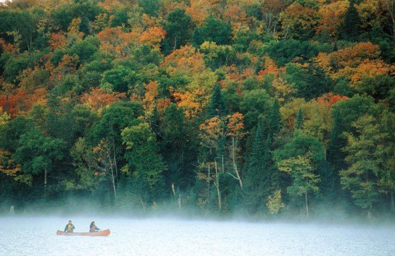 Mont Tremblant National Park in the fall (Tourisme Quebec, Jean-François Bergeron - Enviro Photo)