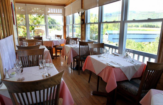 81-cevennes-salle-manger 81-cevennes-salle-manger