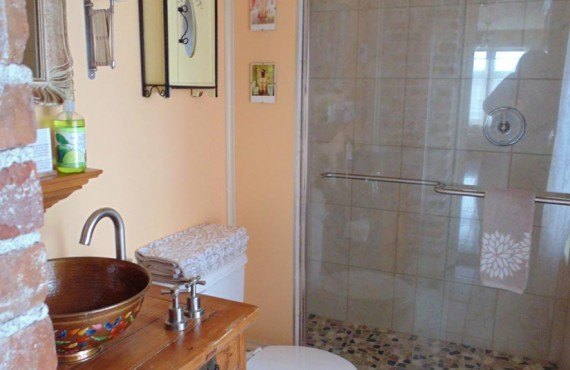 8b-gite-temperance-salle-de-bain-partagee 8b-gite-temperance-salle-de-bain-partagee