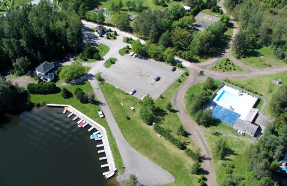 Camping Amqui - Vue aérienne Camping Amqui - Vue aérienne