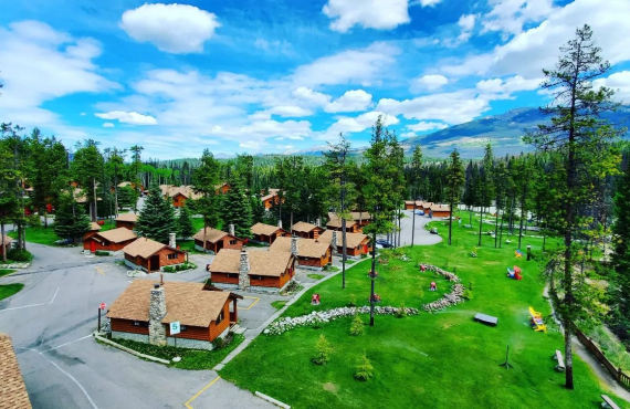 Chalets Beckers, Jasper, AB Chalets Beckers, Jasper, AB