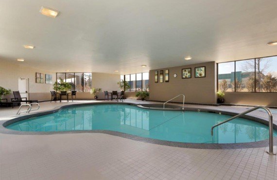 Coast Plaza Calgary - Piscine Coast Plaza Calgary - Piscine
