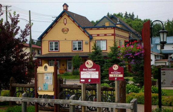 Gîte le Voyageur, Mont Tremblant, QC Gîte le Voyageur, Mont Tremblant, QC