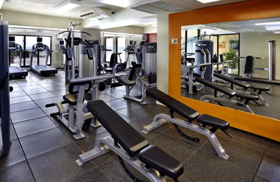 9-hilton-quebec-gym 9-hilton-quebec-gym