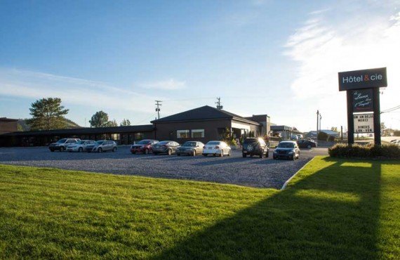 Hôtel & Cie - Sainte-Anne-des-Monts, Qc Hôtel & Cie - Sainte-Anne-des-Monts, Qc