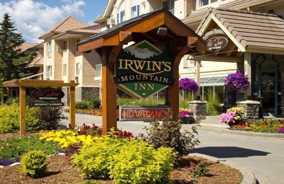 Irwins Mountain Inn - Banff Irwins Mountain Inn - Banff