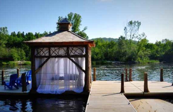 Auberge Le Baluchon - Massage sur l'eau Auberge Le Baluchon - Massage sur l'eau