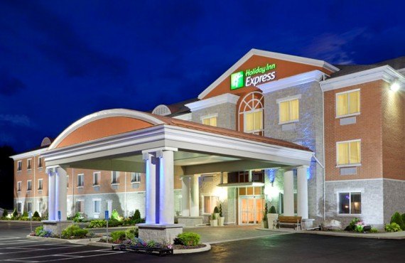 Holiday Inn Express - Gananoque - Ontario