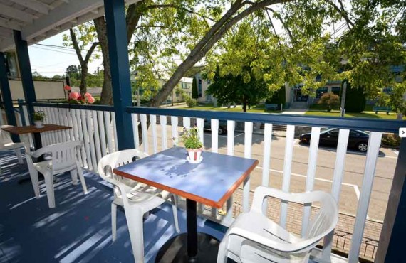 La terrasse La terrasse