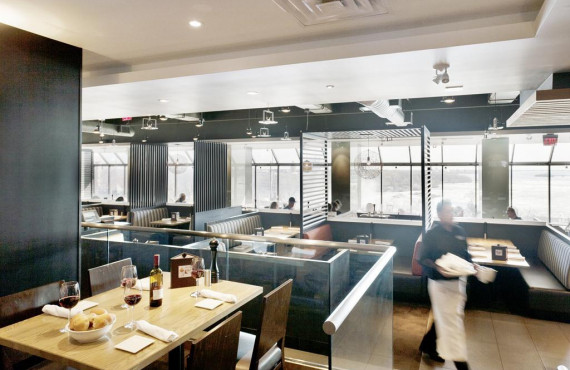 Fallsview Milestones Grill & Bar Fallsview Milestones Grill & Bar