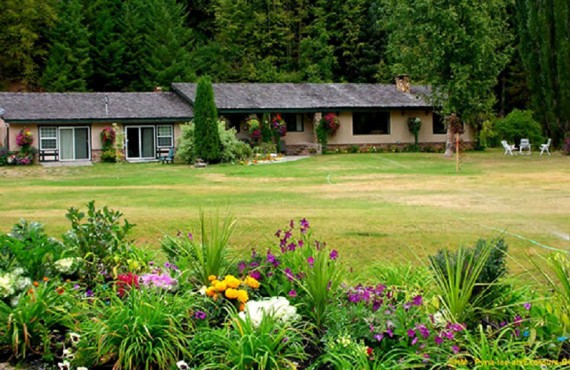 Pyna-Tee-Ah Lodge Pyna-Tee-Ah Lodge