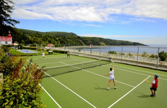 92-hotel-tadoussac-tennis 92-hotel-tadoussac-tennis