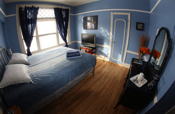chambre-bleue.jpg chambre-bleue.jpg