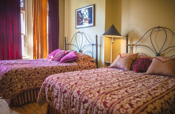 chambre-rouge.jpg chambre-rouge.jpg