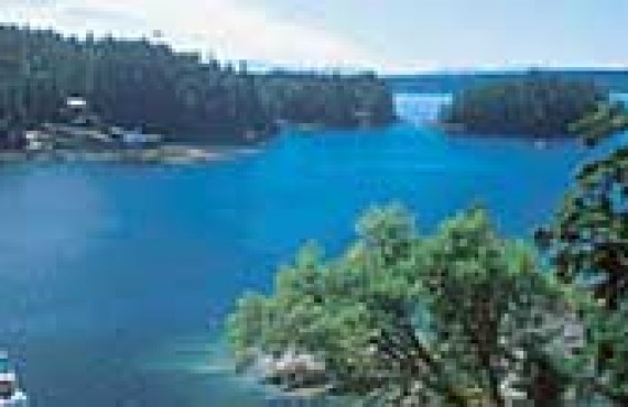gibsons-smuggler-cove.jpg gibsons-smuggler-cove.jpg
