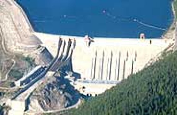 revelstoke-barrage.jpg revelstoke-barrage.jpg