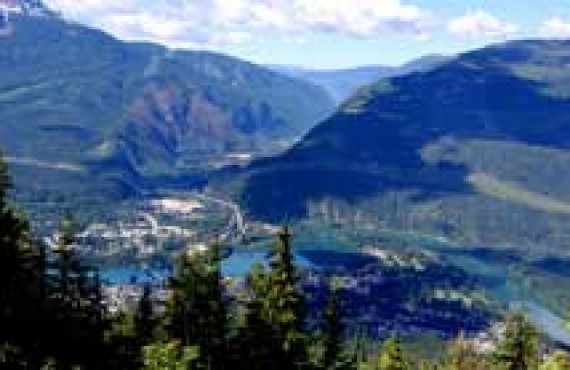 revelstoke-vallee.jpg revelstoke-vallee.jpg