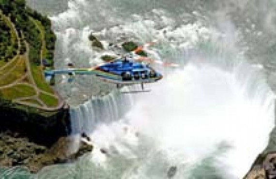 Survol des chutes Niagara en hélicoptère Survol des chutes Niagara en hélicoptère