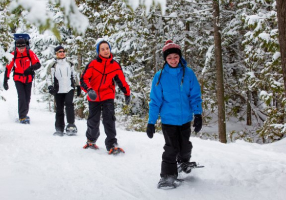 Partez en raquettes en famille