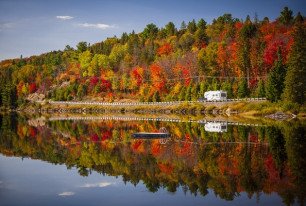 RV hire during the Indian Summer in Canada
