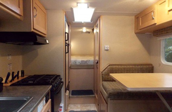 3-happy-holidays-camper-van_5.jpg 3-happy-holidays-camper-van_5.jpg