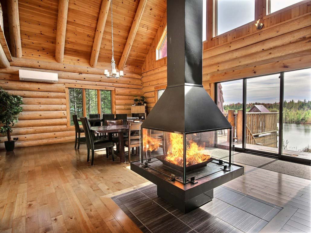 Foyer Chalet Carcajou
