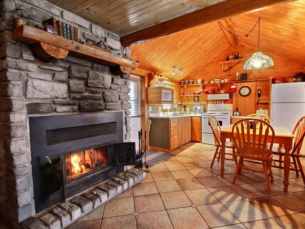 Salle principale Chalet Défricheur