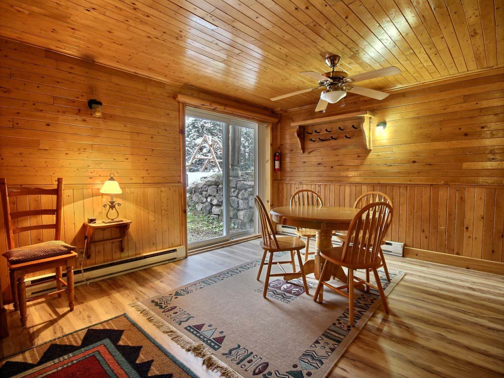 Table à cartes Chalet Grand-Duc