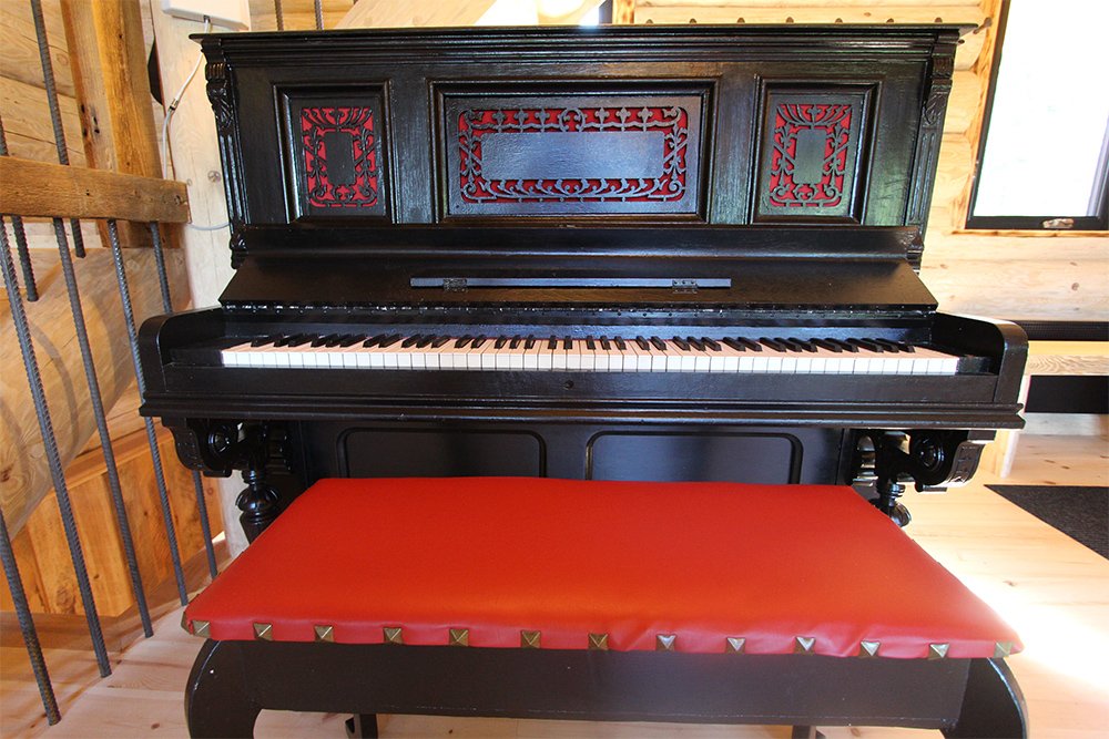Piano Chalet Légende