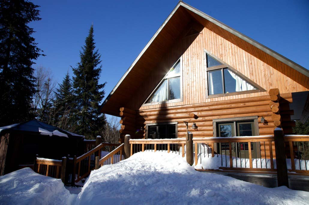 Chalet en bois rond L'Inukshuk