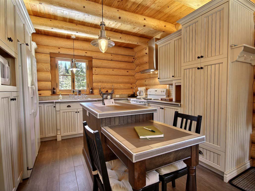 Cuisine Chalet Inukshuk