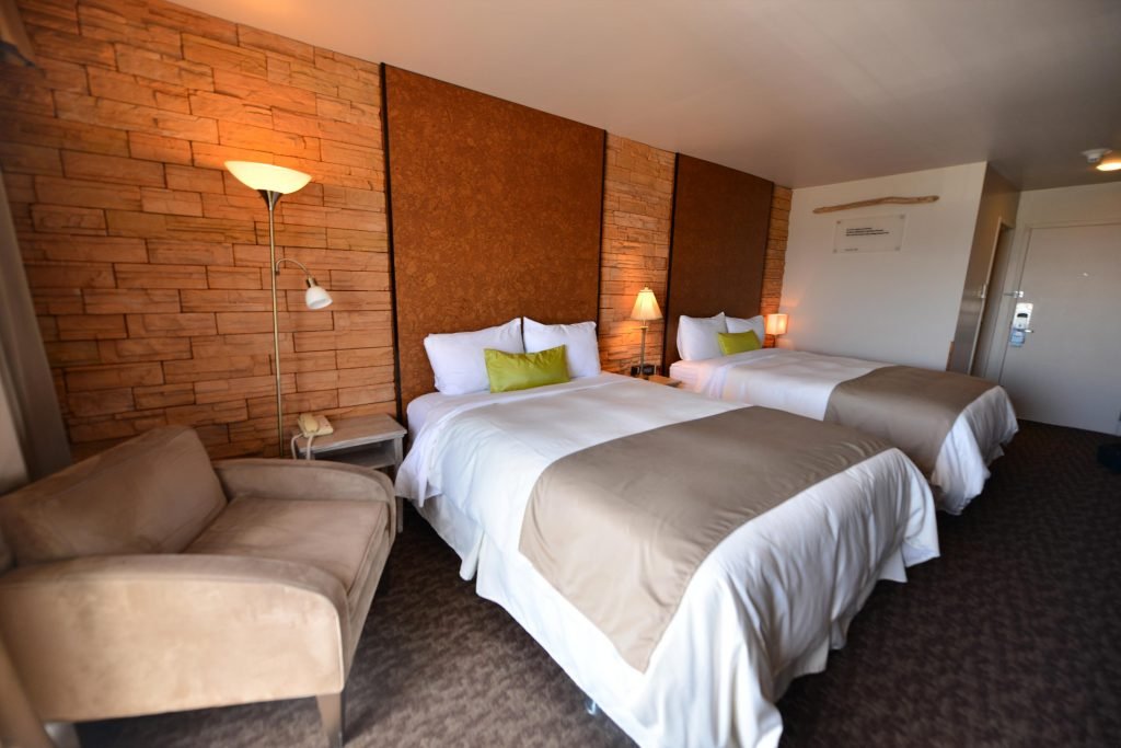 Room with 2 beds - Sea view