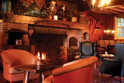 Manoir Hovey - Tap Room Pub