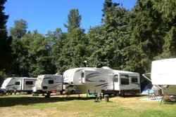 Camping Cedar Grove